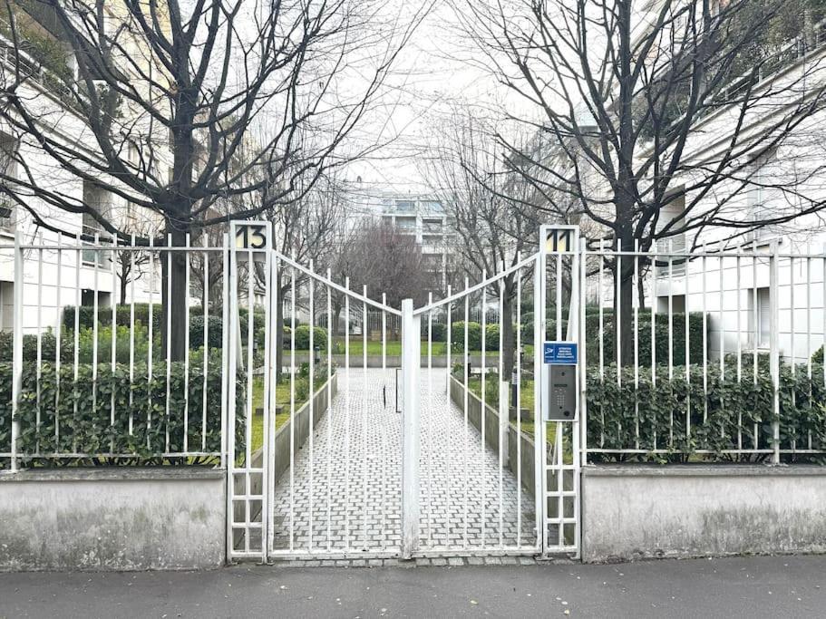 Charmant Appartement Aux Portes De Paris Asnières Exterior foto